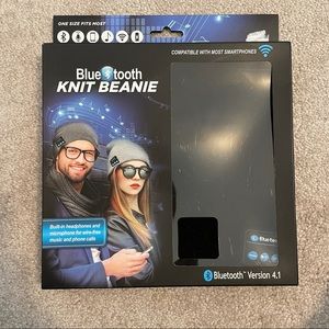 Bluetooth Knit Beanie